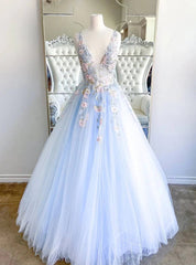 Blue Tulle Appliques V-neck Prom Dress