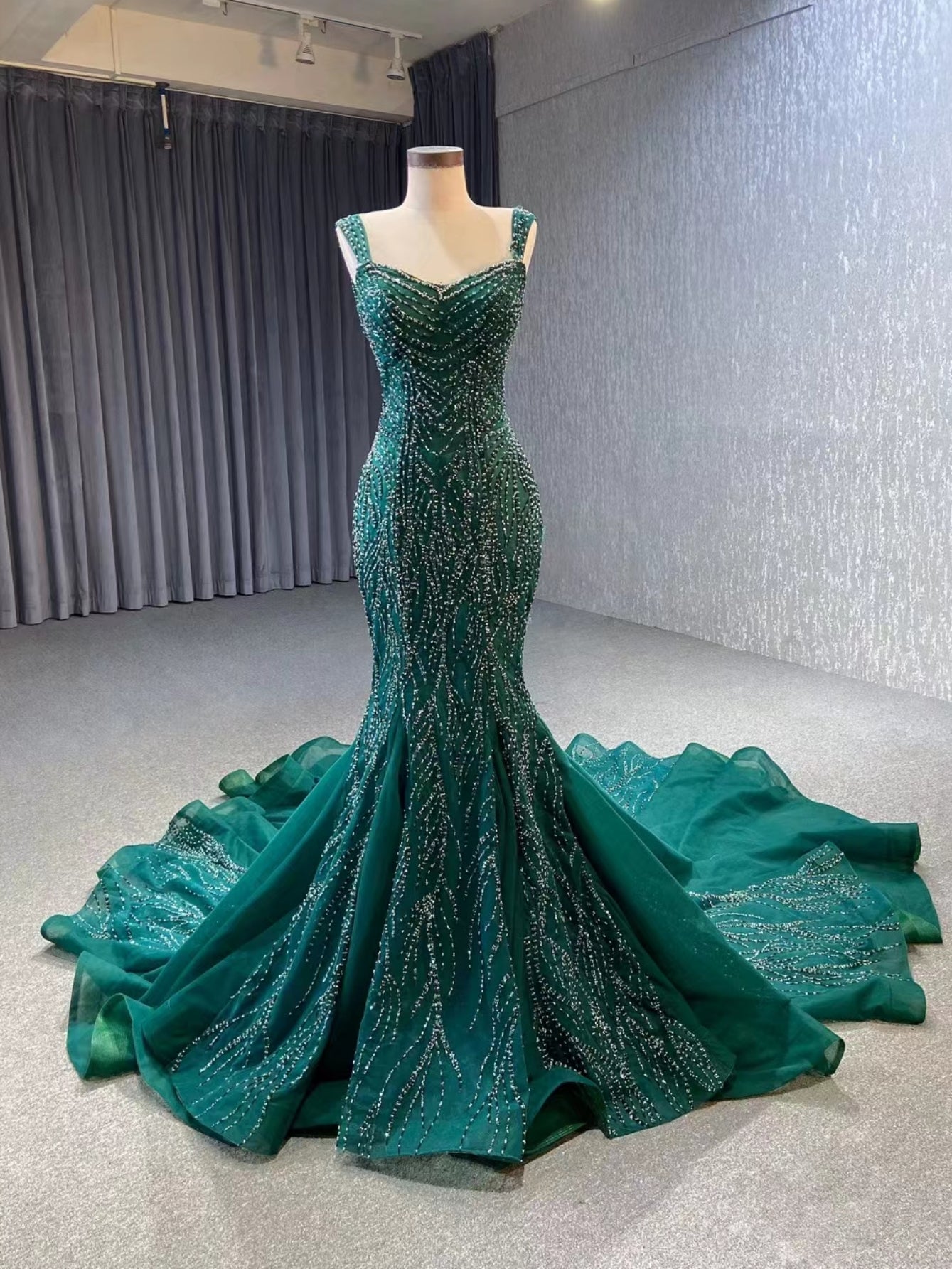 Green Mermaid Straps Beading Prom Dress