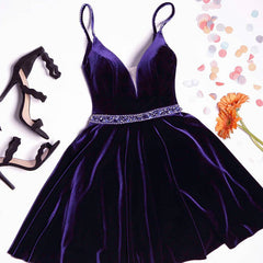 Simple A-line Spaghetti Straps Homecoming Dresses Velvet Crystal Hoco Dress