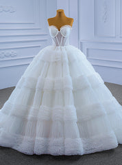 White Ball Gown Tulle Pleats Sweetheart Beading Wedding Dress