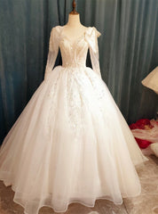 White Tulle Long Sleeve Appliques Beading Wedding Dress