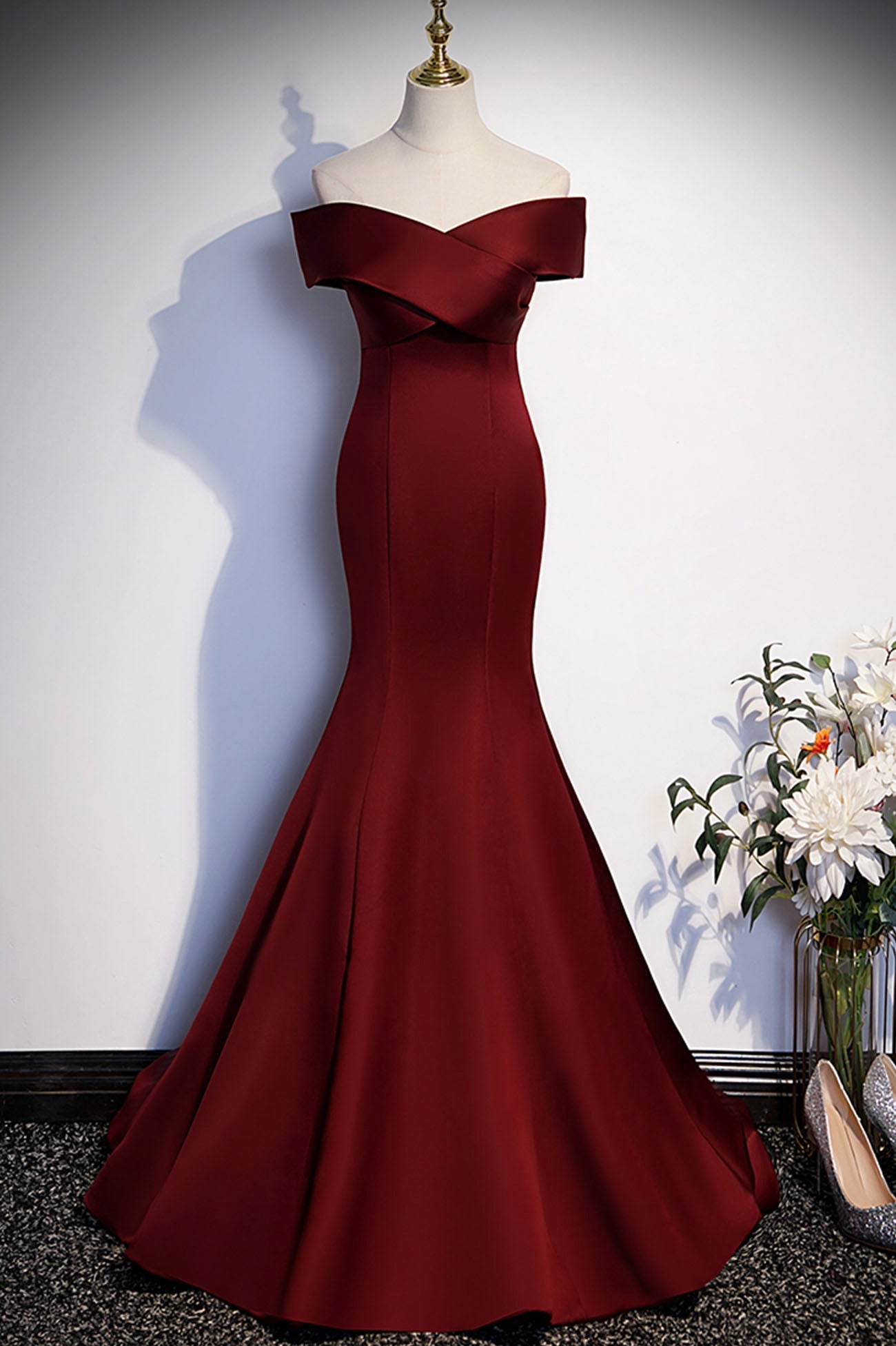 Bridesmaid Dresses Lavender, Burgundy Mermaid Long Prom Dress, Off the Shoulder V-Neck Formal Evening Dress