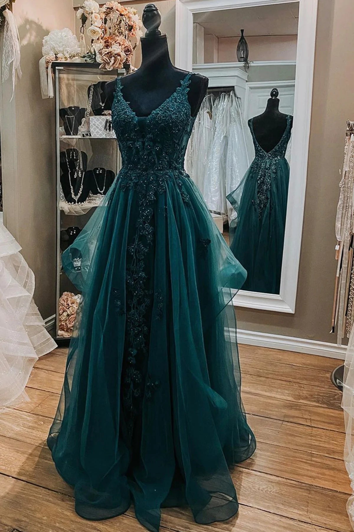 Prom Dress Long Sleeves, Elegant V Neck Open Back Dark Green Lace Beaded Long Prom Dresses